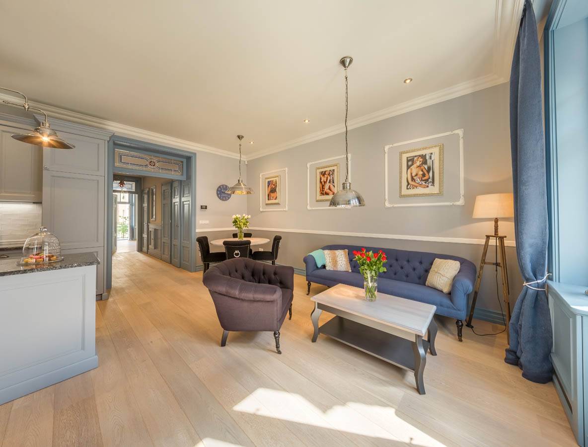 PARQUET CONTRECOLLE FLOTTANT HUILE SUBTILEMENT RUSTIQUE PURE CLAPIERS 34